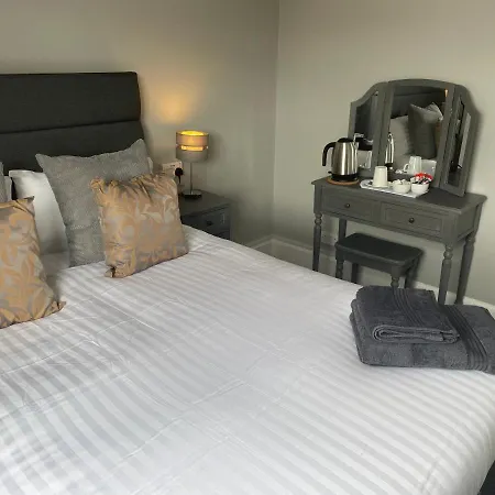 The Nags Head 4*