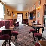 The Nags Head 3*